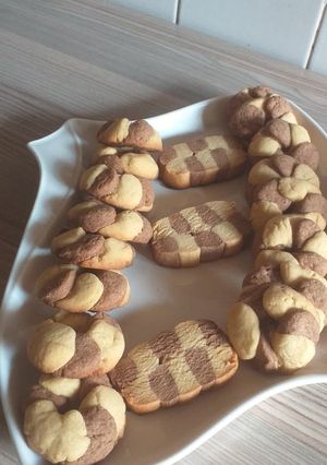 A picture of Marble Cookies.