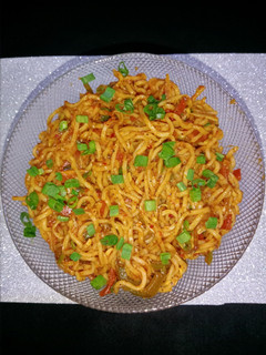 मसाला नूडल्स (Masala Noodles recipe in Hindi) रेसिपी मुख्य फोटो