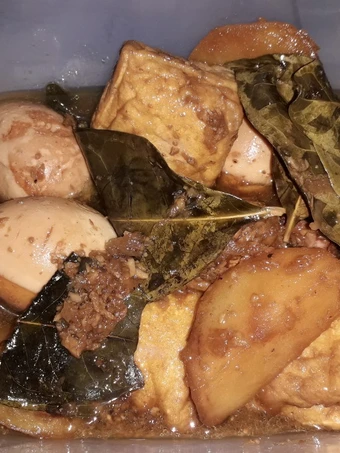 Cara Mudah Menyiapkan Resep Semur Telur Tahu Kentang yang Uenak Anti Ribet, Lezat