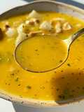 Sopa de frango com legumes