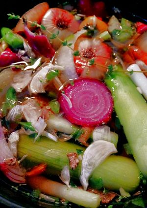 A picture of Veggie Stock.