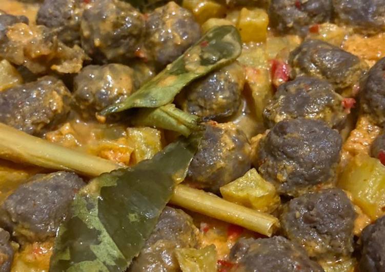 Sambal Goreng Kentang Bola Daging