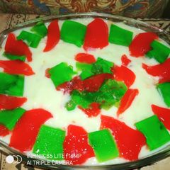 A picture of Vanilla jello custard.