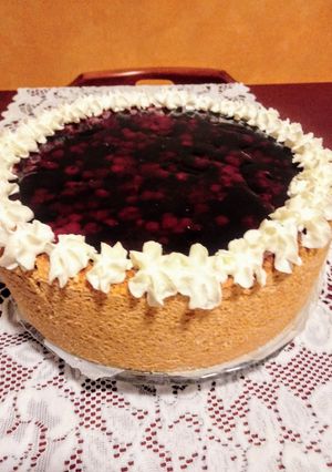Gyümölcsös-tejfölkrémes torta recept fotója