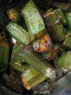 வெண்டைக்காய் பொரியல்(vendaikkai poriyal recipe in tamil) செய்முறை முக்கிய புகைப்படம்