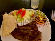 Una foto de quesadillas de carne