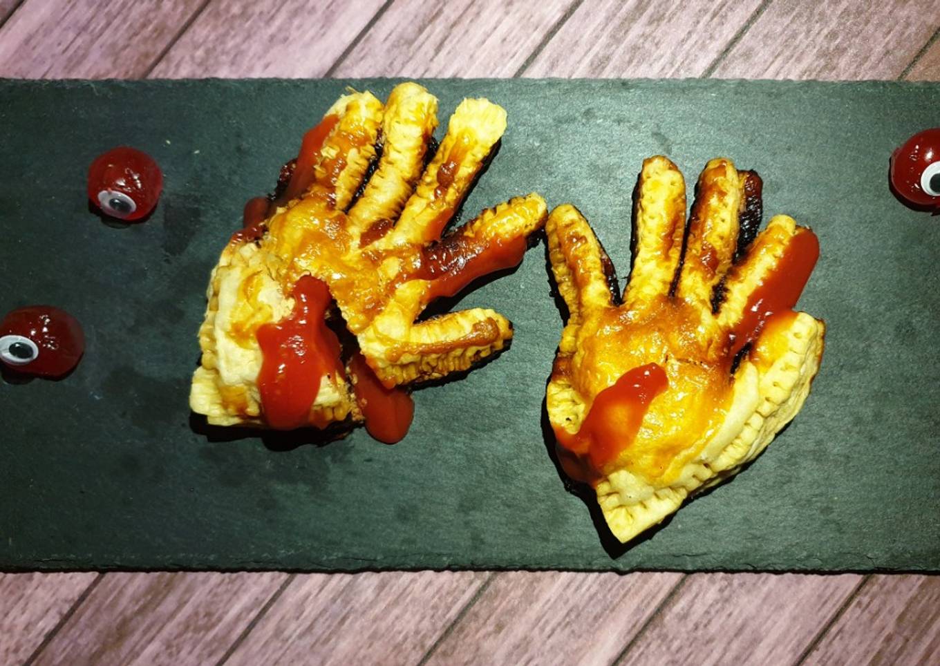Halloween Cherry Pie