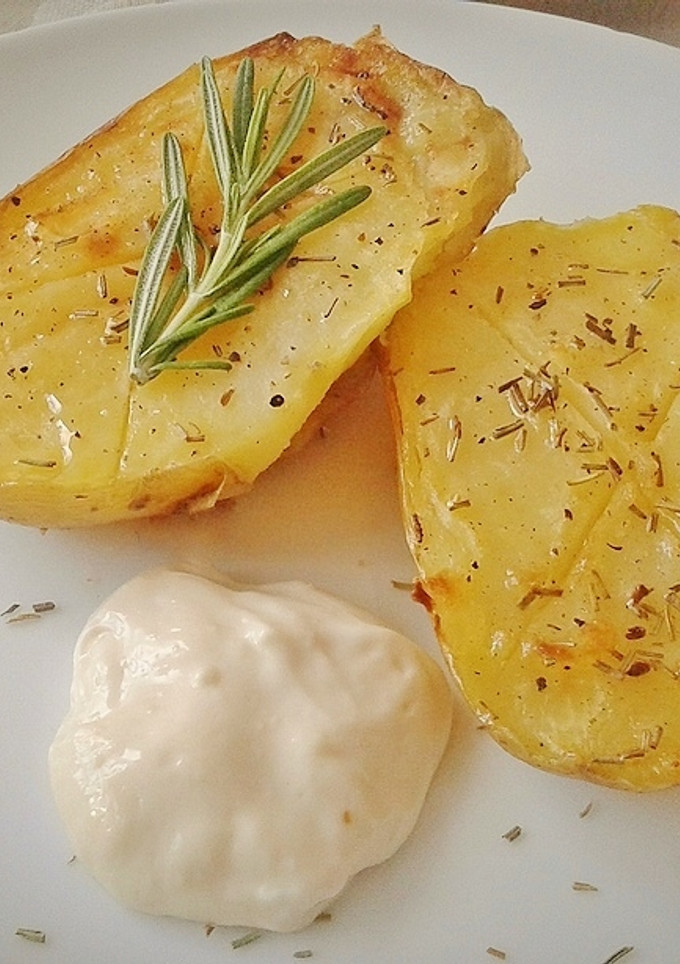 Una foto de Patatas asadas, tiernas y crujientes