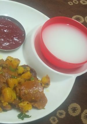 બટાકા ઢોકળી (Bataka Dhokli Recipe In Gujarati) રેસીપી મુખ્ય ફોટો