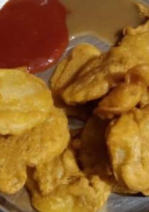 आलू के पकौड़े (aloo ke pakode recipe in Hindi) रेसिपी मुख्य फोटो