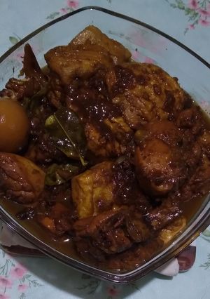Foto resep Semur Ayam Tahu Telur