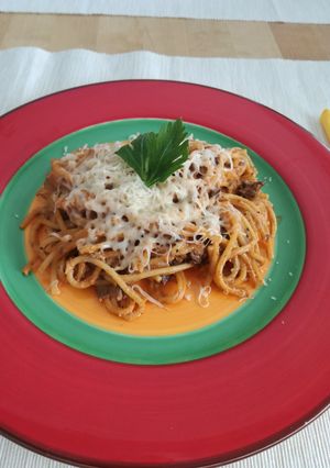 Csirkemájas tejszínes spagetti recept fotója
