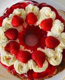 Eggless trifle cake