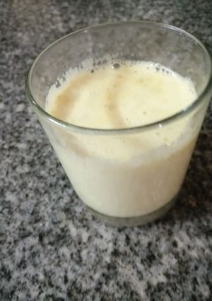 A picture of Turmeric and saffron milk#themechallenge.