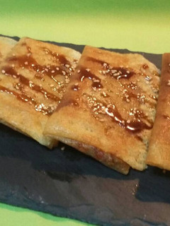 Una foto de Sobres rellenos con tallarines de calabacín al roquefort