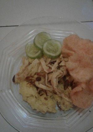 Foto resep Nasi kuning magic com simpel