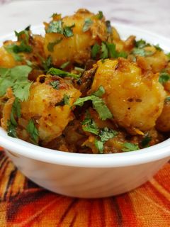 अचारी मसाला पोटैटो (Achari Masala Potato recipe in hindi) रेसिपी मुख्य फोटो