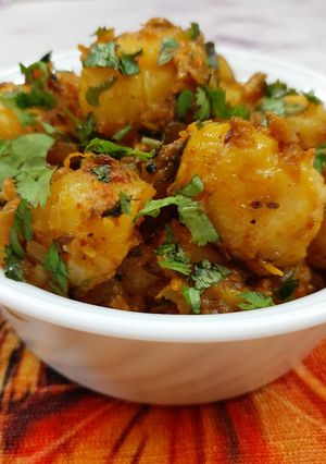 अचारी मसाला पोटैटो (Achari Masala Potato recipe in hindi) रेसिपी मुख्य फोटो