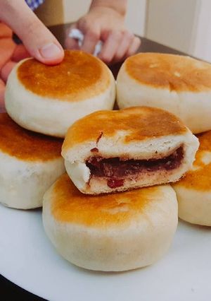 Hình của món Bánh bao rán nhân đậu đỏ.