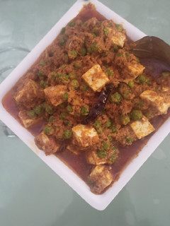 મટર પનીર(Matar Paneer Recipe In Gujarati) રેસીપી મુખ્ય ફોટો