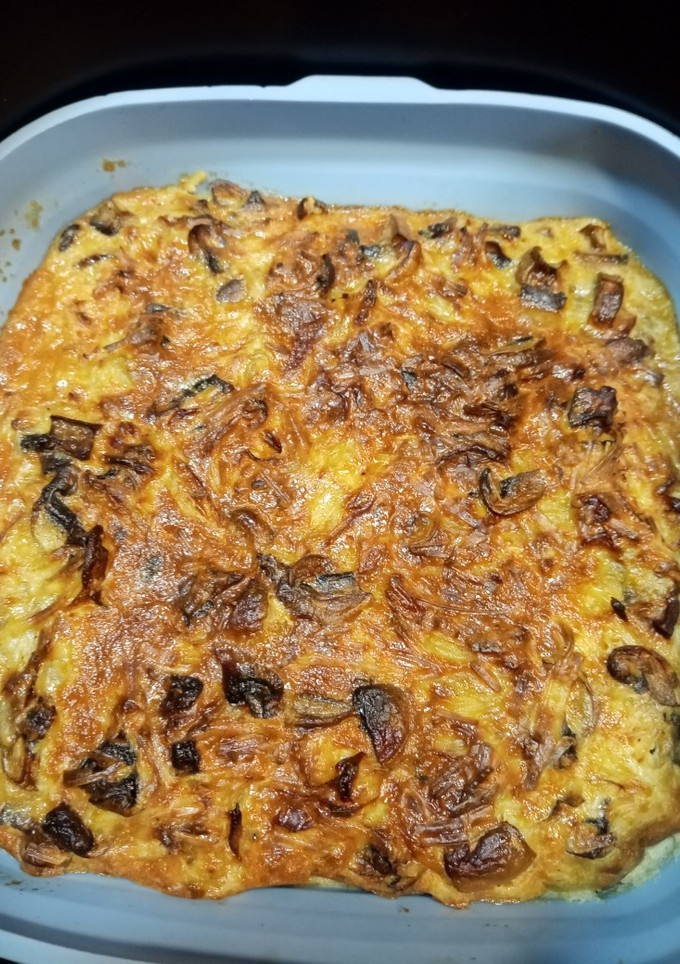 Una foto de Quiche de setas y cebolla caramelizada sin hojaldre
