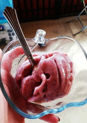 Una foto de Helado casero frutos del bosque