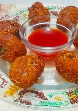 आलू चीज़ कटलेट (aloo cheese cutlet recipe in hindi) रेसिपी मुख्य फोटो