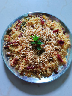 मिक्स वेज पोहा (mix veg poha recipe in Hindi) रेसिपी मुख्य फोटो