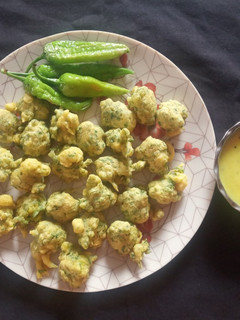 મેથી ના ફૂલાવડા (Methi Fulvada Recipe In Gujarati) રેસીપી મુખ્ય ફોટો
