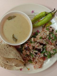 વેજીટેબલ પુલાવ (Vegetable Pulao Recipe In Gujarati) રેસીપી મુખ્ય ફોટો