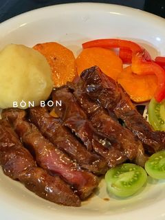 Hình của món Bò Áp Chảo Sốt BBQ Hàn Quốc.