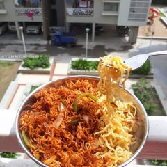 A picture of Easy chinese maggi bhel!!.