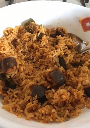 A picture of Vaangi bhaat.