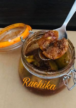 A picture of Sweet and Sour Lemon Pickle.