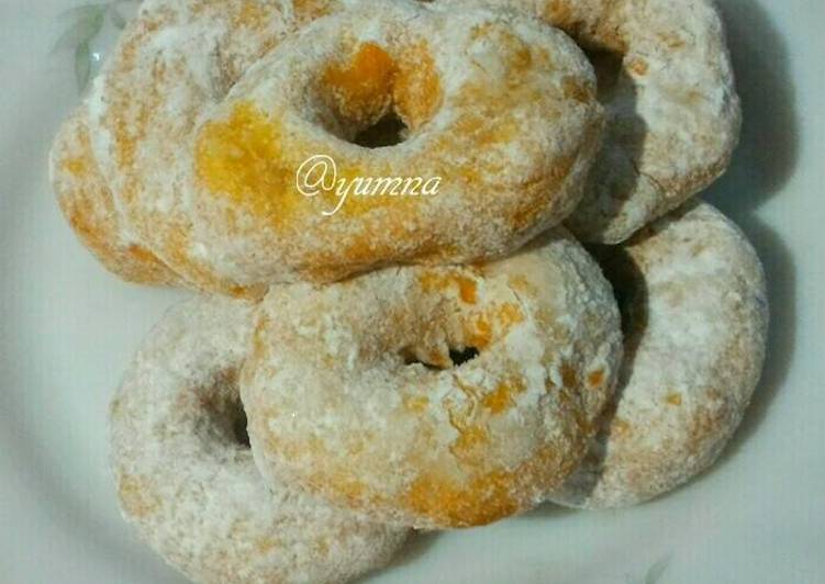 Donat Ubi