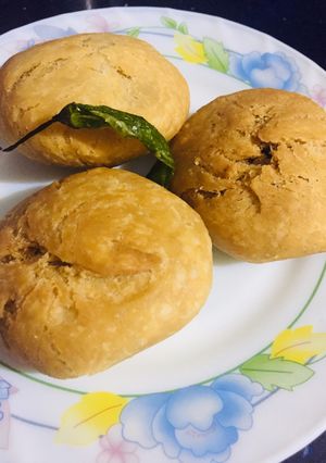 A picture of Moong dal Kachori.