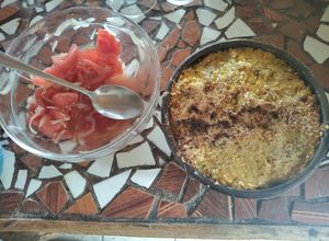 Una foto de Pastel de choclo con pino de lapa y loco..🏖️❤️‍🩹
