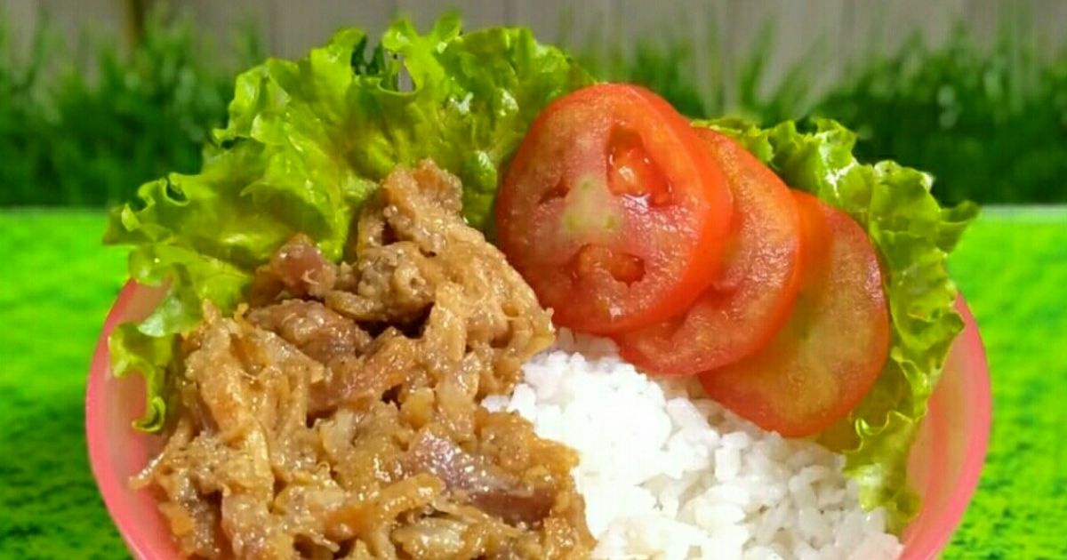 Resep Rice Bowl Empal Ayam Suwir oleh Titiek Purnomo - Cookpad