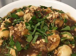 Hình của món Hột vịt lộn xào me...