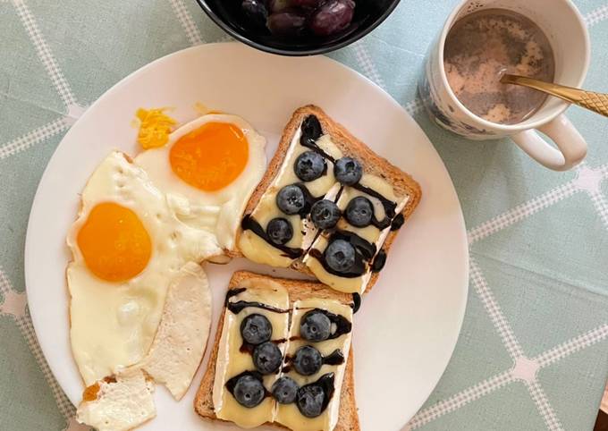 Горячие тосты в духовке на завтрак - рецепт автора Ольга