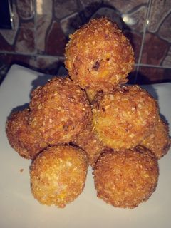 Crispy Yam Balls ainihin hoton girkin