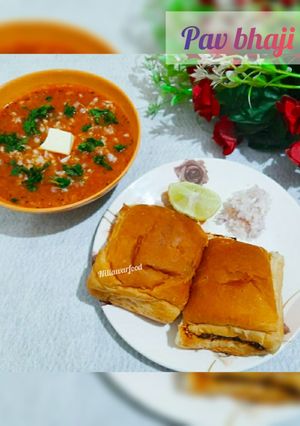 A picture of Pav bhaji.