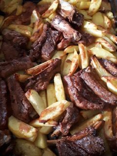 Sült oldalas burgonyával recept fotója