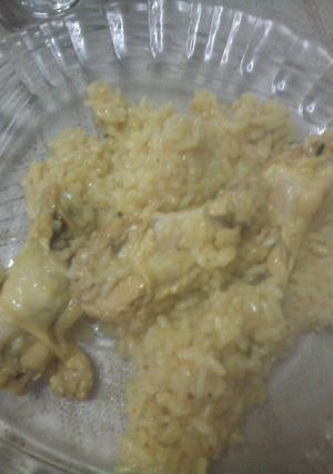 Una foto de Alitas con arroz