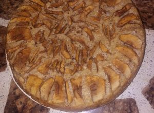 Una foto de Torta de manzana y avena vegana