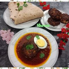A picture of Koftay aloo ka salan.