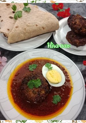 A picture of Koftay aloo ka salan.