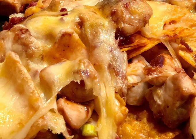 Cheesy nachos