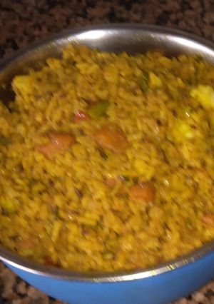 A picture of Street style fried rice.