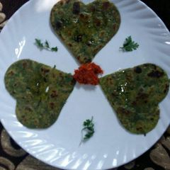 A picture of Methi ki roti.